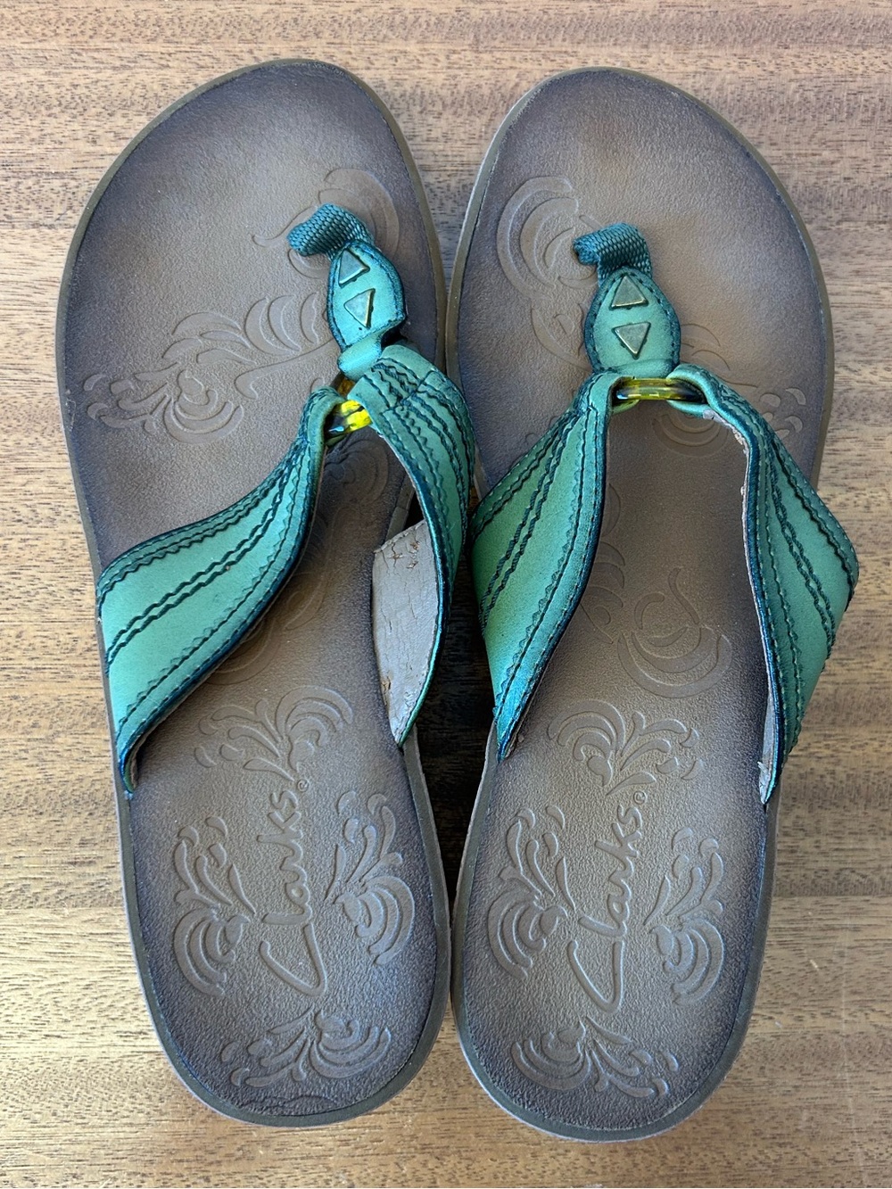 Clarks Womens Teal Leather Thong Sandals